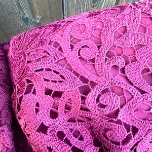 Brand: Guess
Size: Womens 14
Color: Burgundy 
Price: $90